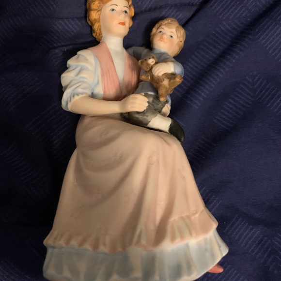 HomCo mother and son - Picture 2 of 3